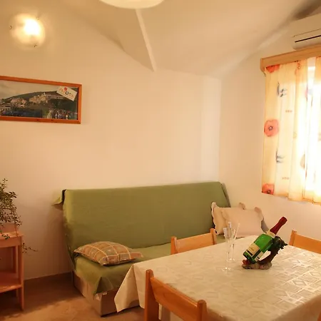 Apartament Rita *