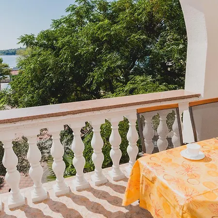 Apartament Rita *